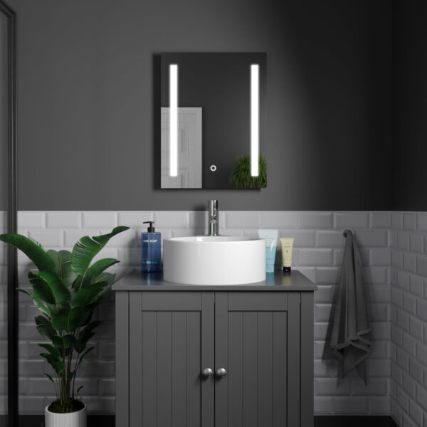 Lynx LED Bathroom Mirror 390mm x 500mm - Image 4